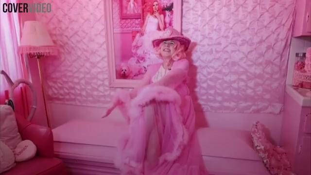 Meet the Texas woman married to the color pink